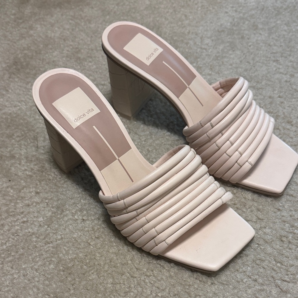 Dolce Vita Women's Ivory Heeled Mules